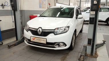 Renault Logan 2015 года, 68 000 км - вид 1
