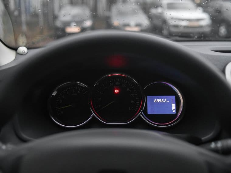 Renault Logan, 2015 - вид 4