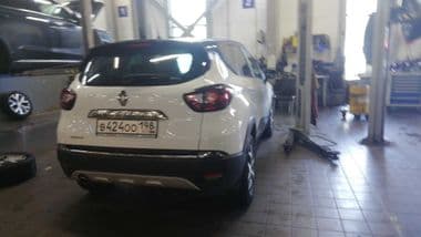 Renault Kaptur 2018 года, 88 643 км - вид 2
