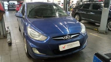 Hyundai Solaris 2011 года, 242 529 км - вид 2