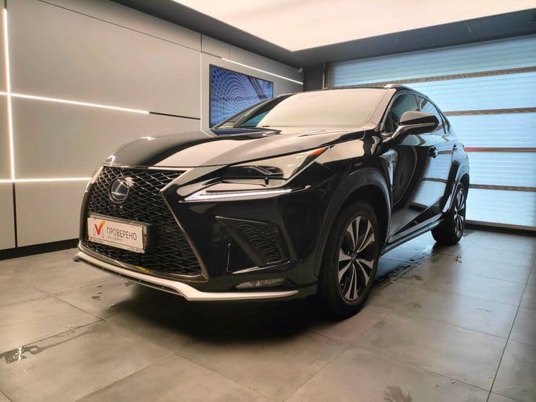 Lexus NX, 2018