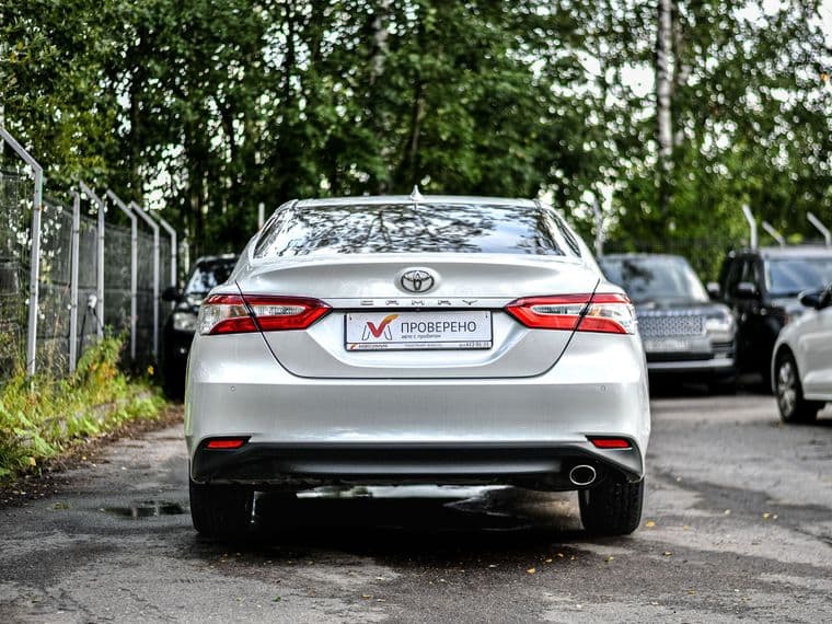Toyota Camry, 2019 - вид 3