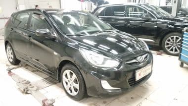 Hyundai Solaris 2011 года, 157 500 км - вид 2