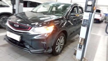 Geely Coolray 2021 года, 48 000 км - вид 2