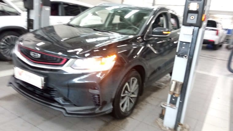 Geely Coolray 2021 года, 48 000 км - вид 2