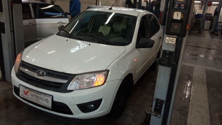 ВАЗ (LADA) Granta 2018 года, 113 229 км - вид 1