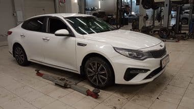 KIA Optima 2019 года, 170 313 км - вид 2