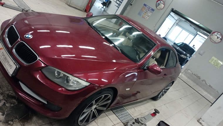 BMW 3 серия 2010 года, 301 087 км - вид 1