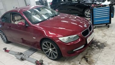 BMW 3 серия 2010 года, 301 087 км - вид 2