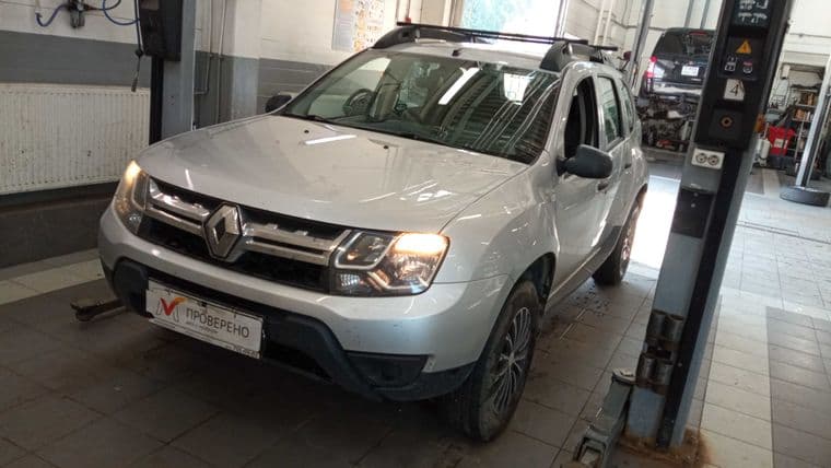 Renault Duster 2015 года, 67 777 км - вид 1
