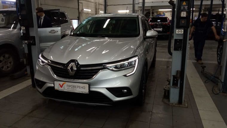 Renault Arkana 2019 года, 71 125 км - вид 1