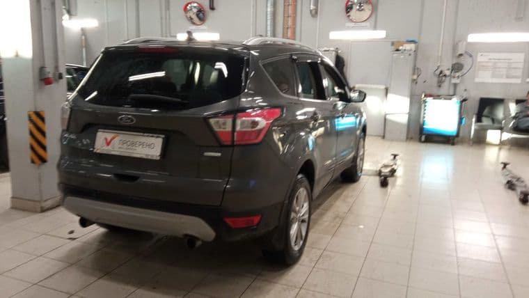 Ford Kuga, 2018 - вид 3