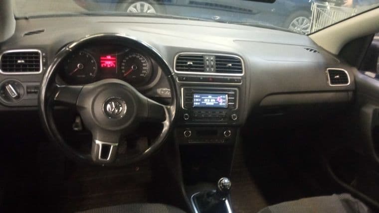 Volkswagen Polo, 2013 - вид 4