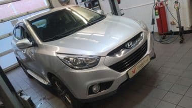 Hyundai ix35 2014 года, 157 651 км - вид 2