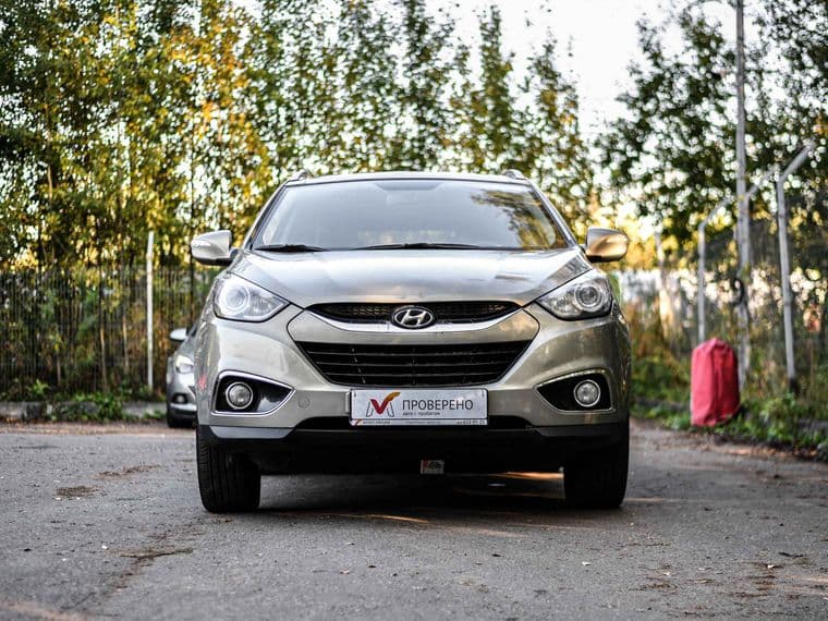 Hyundai ix35, 2011 - вид 2
