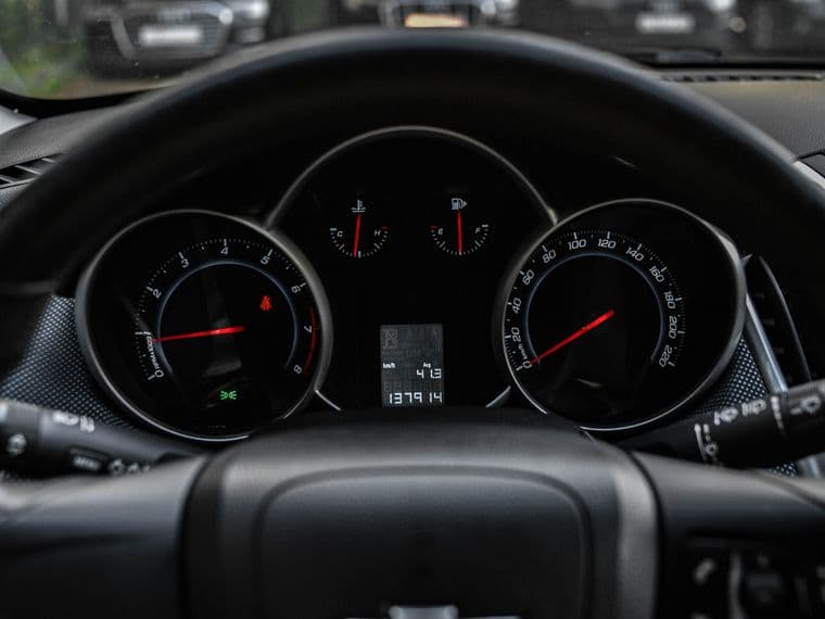 Chevrolet Cruze, 2014 - вид 4