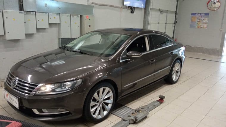 Volkswagen Passat CC, 2012