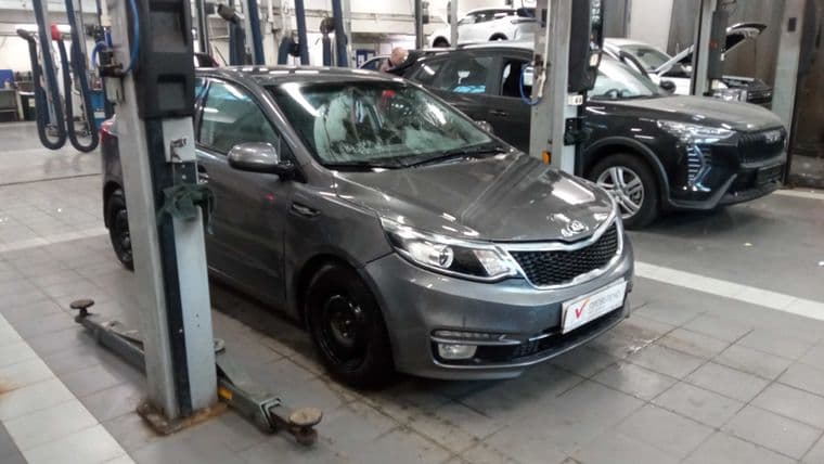 KIA Rio 2016 года, 198 571 км - вид 2