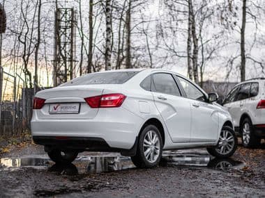 ВАЗ (LADA) Vesta 2019 года, 145 286 км - вид 2