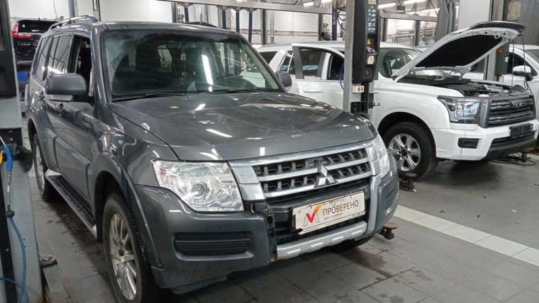 Mitsubishi Pajero 2015 года, 236 518 км - вид 2