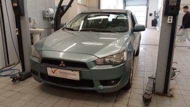 Mitsubishi Lancer 2008 года, 205 525 км - вид 1