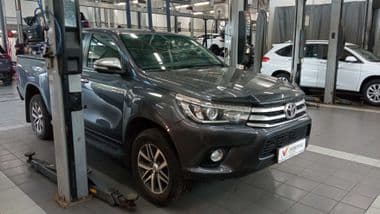 Toyota Hilux 2015 года, 132 325 км - вид 2