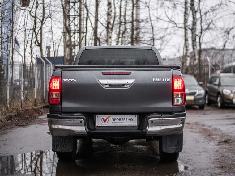 Toyota Hilux, 2015 - вид 3