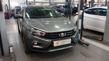 ВАЗ (LADA) Vesta Cross 2019 года, 175 000 км - вид 2