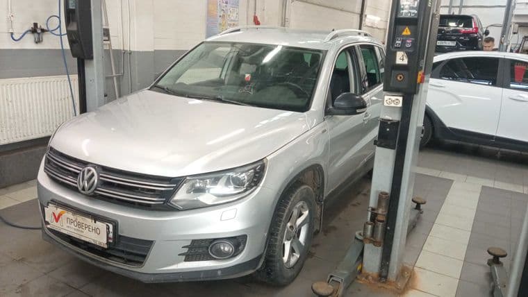 Volkswagen Tiguan 2013 года, 170 109 км - вид 1