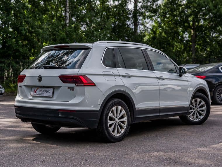 Volkswagen Tiguan 2017 года, 293 000 км - вид 2