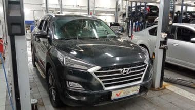 Hyundai Tucson 2020 года, 122 331 км - вид 2