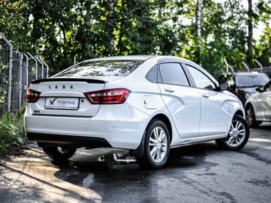 ВАЗ (LADA) Vesta 2016 года, 101 054 км - вид 2