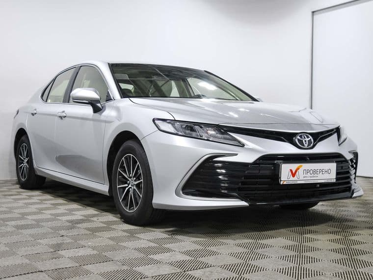 Toyota Camry, 2023 - вид 2