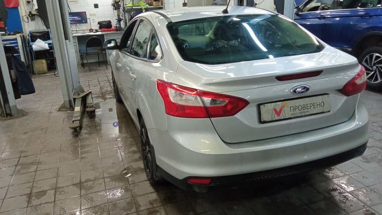 Ford Focus, 2012 - вид 3