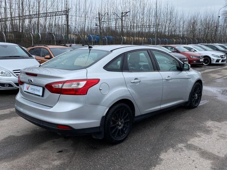 Ford Focus, 2012 - вид 3