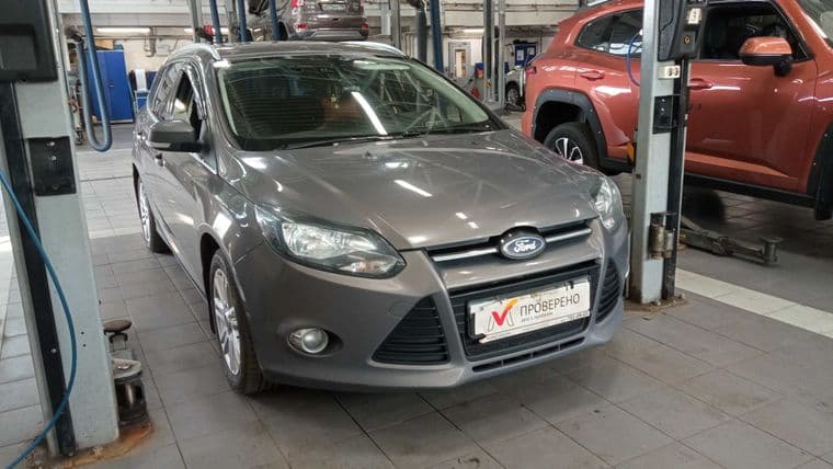 Ford Focus 2015 года, 256 080 км - вид 2