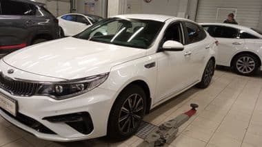 KIA Optima 2019 года, 72 013 км - вид 1