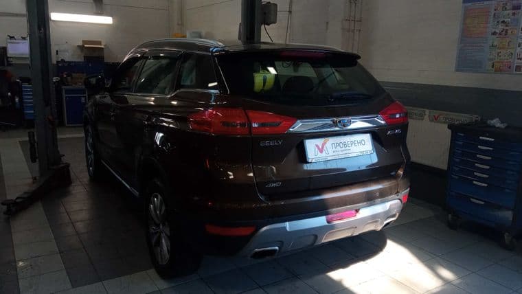 Geely Atlas, 2019 - вид 3