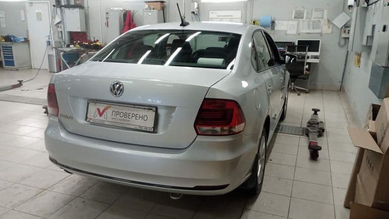 Volkswagen Polo 2018 года, 163 606 км - вид 2