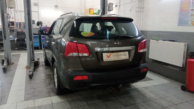 KIA Sorento, 2010 - вид 3