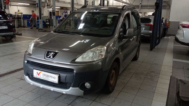 Peugeot Partner 2011 года, 208 075 км - вид 1