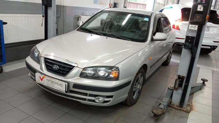 Hyundai Elantra, 2005