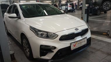 KIA Cerato 2018 года, 102 955 км - вид 2