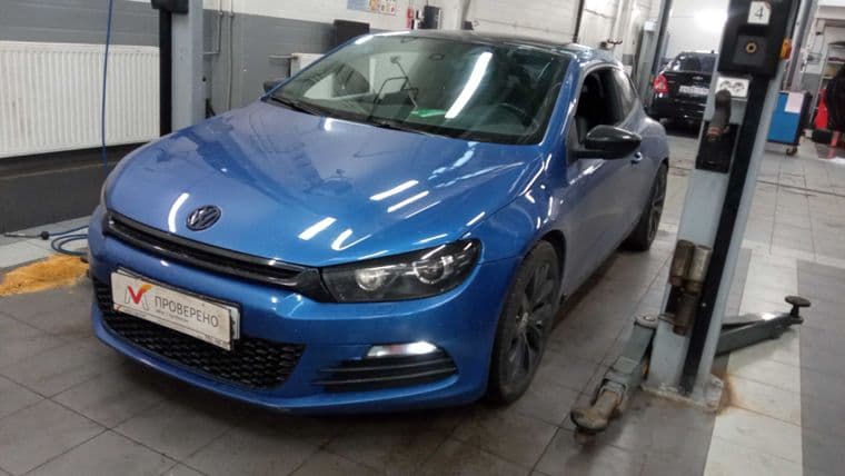 Volkswagen Scirocco, 2011