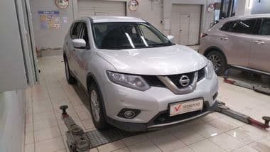 Nissan X-Trail 2016 года, 137 181 км - вид 2