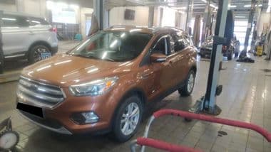 Ford Kuga 2016 года, 136 452 км - вид 1