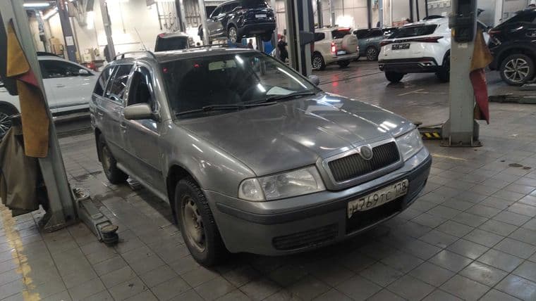 Skoda Octavia 2008 года, 536 210 км - вид 2