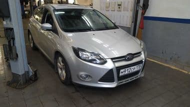 Ford Focus 2012 года, 61 583 км - вид 2