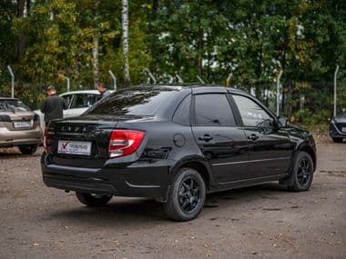ВАЗ (LADA) Granta 2023 года, 41 401 км | VIN 03595 - вид 2