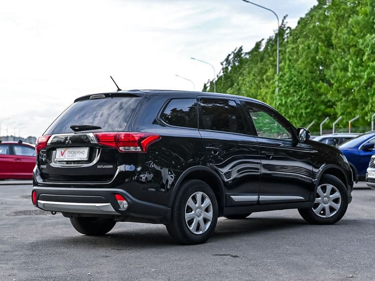 Mitsubishi Outlander 2015 года, 250 743 км - вид 2